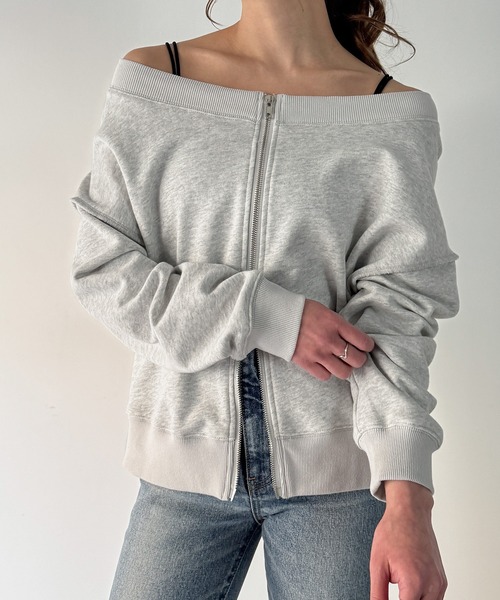 JUNOAH（ジュノア）の「ワイドネックWジップデザインラインスウェット（スウェット・レディース・チャコール/杢グレー/ブラック・LARGE/MEDIUM/X-LARGE）」の18枚目の写真