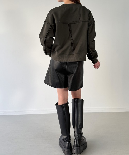 JUNOAH（ジュノア）の「ワイドネックWジップデザインラインスウェット（スウェット・レディース・チャコール/杢グレー/ブラック・LARGE/MEDIUM/X-LARGE）」の22枚目の写真