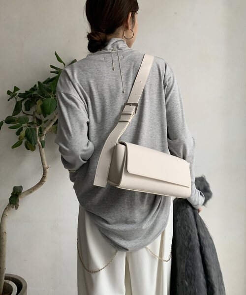 DouDou(ドゥドゥ)の「【WEB限定】裏起毛タートル(Tシャツ/カットソー・レディース・ブラック/グレー/オフホワイト・FREE)」の13枚目の写真