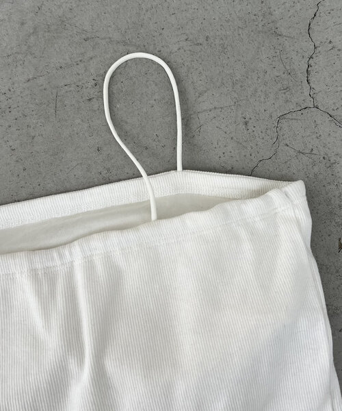 CAPRICIEUX LE'MAGE（カプリシューレマージュ）の「【S・Mサイズ展開あり】1ストラップカップ付キャミ（キャミソール・レディース・ブラック/ホワイト・38/36）」の15枚目の写真