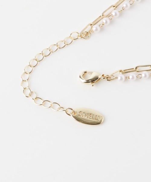 SMELLY(スメリー)の「パールチェーンデュアルブレスレット(ブレスレット・レディース・アイボリー・-)」の4枚目の写真