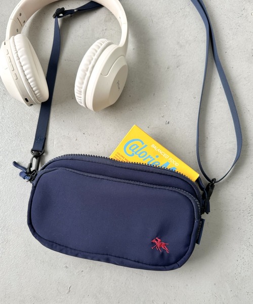 POLOCHAMPS(ポロチャンプス)の「POLOCHAMPS(ポロチャンプス)/2WAY ミニバッグ ミニショルダーバッグ スマホショルダー ポーチ(ショルダーバッグ・レディース・ブラック/ネイビー/ベージュ・FREE)」の3枚目の写真