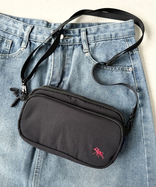 POLOCHAMPS(ポロチャンプス)の「POLOCHAMPS(ポロチャンプス)/2WAY ミニバッグ ミニショルダーバッグ スマホショルダー ポーチ(ショルダーバッグ・レディース・ブラック/ネイビー/ベージュ・FREE)」の13枚目の写真