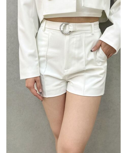 GYDA（ジェイダ）の「ビジューベルトショートパンツ【SETUP着用可】（その他パンツ・レディース・オフホワイト/グレー/ブラック・FREE）」の2枚目の写真