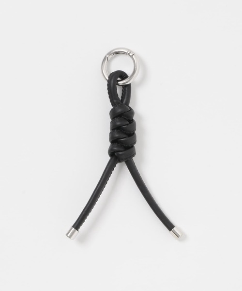 SENSE OF PLACE by URBAN RESEARCH（センスオブプレイスバイアーバンリサーチ）の「『WEB/一部店舗限定』コードチャーム（キーホルダー・レディース・アイボリー/ブラック・ONE）」の2枚目の写真