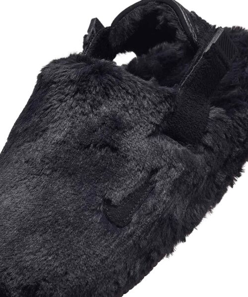 NIKE(ナイキ)の「ナイキ カーム SE ウィメンズミュール / Nike Calm SE Women's Mules FZ3118-001 Black(サンダル・レディース・ブラック・22/23/24/25/26)」の5枚目の写真
