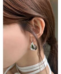 プランプフープピアス