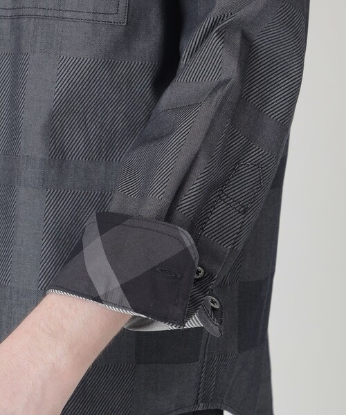 BLACK LABEL CRESTBRIDGE(ブラックレーベル・クレストブリッジ)の「デニムライクシャドーチェックシャツ(シャツ/ブラウス・メンズ・ホワイト系その他/ネイビー/ブルー系その他2・M/L/XL/S)」の17枚目の写真
