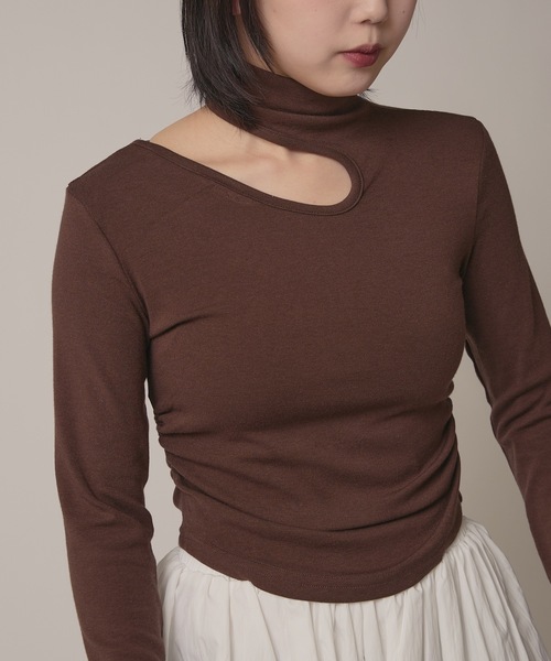 BLANK (ブランク)の「▲One Shoulder Gather Toops /ワンショルダーギャザートップス 夏物 夏服(Tシャツ/カットソー・レディース・ナチュラル/グレー/ブラック/ブラウン/ホワイト・FREE)」の4枚目の写真