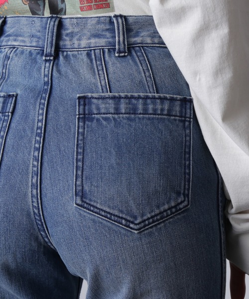 ROSE BUD(ローズバッド)の「(CREOLME)フレアデニムパンツ(デニムパンツ・レディース・ネイビー/ブルー/ブラック・S/M/L)」の18枚目の写真