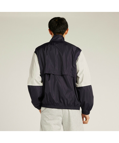 PUMA（プーマ）の「PUMA プーマ メンズ ワードローブ ESS＋ ウーブン ジャケット（ブルゾン・メンズ・ネイビー/ライトグレー・MEDIUM/SMALL/LARGE/X-LARGE/XX-LARGE）」の4枚目の写真