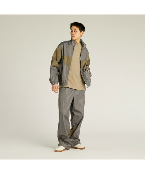 PUMA（プーマ）の「PUMA プーマ メンズ ワードローブ ESS＋ ウーブン ジャケット（ブルゾン・メンズ・ネイビー/ライトグレー・MEDIUM/SMALL/LARGE/X-LARGE/XX-LARGE）」の9枚目の写真