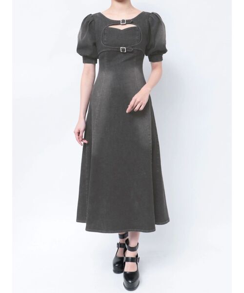 EATME（イートミー）の「ダブルベルトデザインデニムワンピース（ワンピース・レディース・ライトブルー/ブラック・SMALL/MEDIUM）」の4枚目の写真