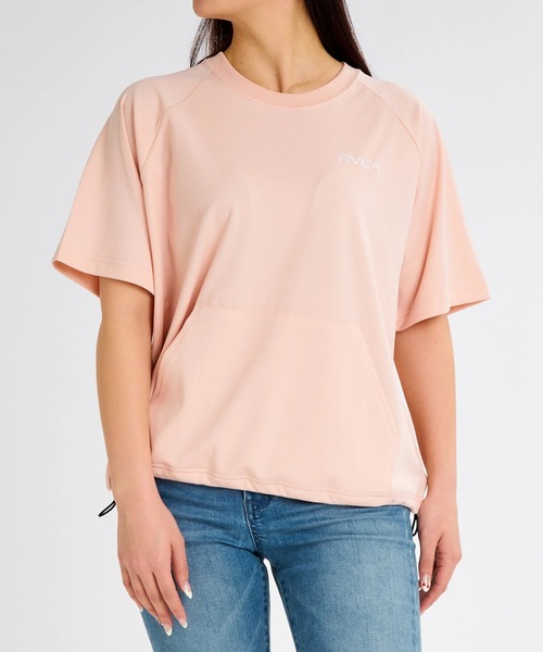 RVCA（ルーカ）の「RVCA レディース MINI RVCA UTILITY SS TEE サーフTシャツ 【2025年春夏モデル】/ルーカ水陸両用UVケアドローコード付き半袖ラッシュガード(水着)（ラッシュガード・レディース・ホワイト/ブラック/ピンク系その他/ブラウン系その他・MEDIUM/SMALL/LARGE）」の4枚目の写真