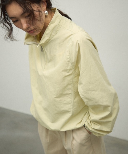 Lutim by u（ルチバイユー）の「Half-zip over-tops / ハーフジップオーバートップス（パーカー・レディース・ホワイト/ネイビー/イエロー・FREE）」の3枚目の写真