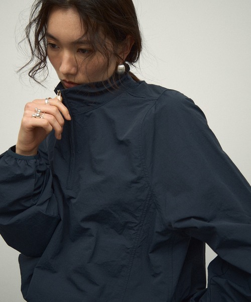 Lutim by u（ルチバイユー）の「Half-zip over-tops / ハーフジップオーバートップス（パーカー・レディース・ホワイト/ネイビー/イエロー・FREE）」の10枚目の写真