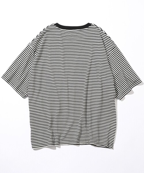 Firsthand(ファーストハンド)の「Firsthand/ファーストハンド 5.7オンス リラックスフィット ワンポイントロゴ刺繍 ショートスリーブ ボーダーTシャツ / 半袖Tシャツ(Tシャツ/カットソー・メンズ・ネイビー/チャコールグレー/ブラック・L/M)」の9枚目の写真