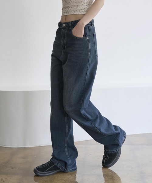 UNE MANSION（ユヌマンション）の「【低身長 / 高身長用 サイズ＆丈が選べるカラーパンツ】【 4color ／ ３size／ 3lengths 】【 足長効果あり】ベーシックセミストレートワイドビンテージデニム（デニムパンツ・レディース・ライトブルー/ブルー/ダークブルー/ブルー系その他・S-Short/S-Regular/S-Long/M-Short/M-Regular/M-Long/L-Short/L-Regular/L-Long）」の13枚目の写真