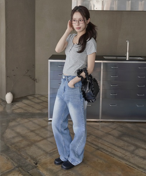 UNE MANSION（ユヌマンション）の「【低身長 / 高身長用 サイズ＆丈が選べるカラーパンツ】【 4color ／ ３size／ 3lengths 】【 足長効果あり】ベーシックセミストレートワイドビンテージデニム（デニムパンツ・レディース・ライトブルー/ブルー/ダークブルー/ブルー系その他・S-Short/S-Regular/S-Long/M-Short/M-Regular/M-Long/L-Short/L-Regular/L-Long）」の20枚目の写真