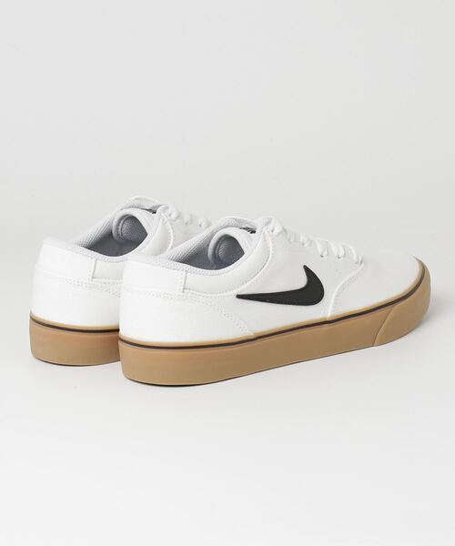 NIKE（ナイキ）の「ナイキ NIKE ナイキSB CHRON 2 キャンバス（スニーカー・メンズ・ホワイト・25.5cm/26.5cm/27.5cm/25.0cm/26.0cm/27.0cm/28.0cm）」の2枚目の写真