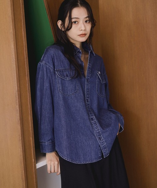 Lee(リー)の「【別注】Lee / ルーズ フィット シャツ(シャツ/ブラウス・レディース・ネイビー/ロイヤルブルー・ONE SIZE)」の6枚目の写真