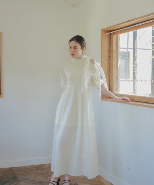 NOTREemor（ノートルエモア）の「point ribbon shirt dress（ワンピース・レディース・Moca/クリーム・FREE）」の7枚目の写真