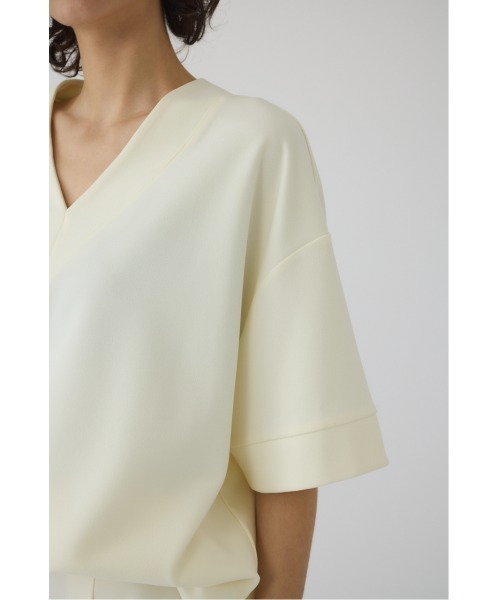 RIM.ARK（リムアーク）の「Mannish v-neck tops マニッシュ