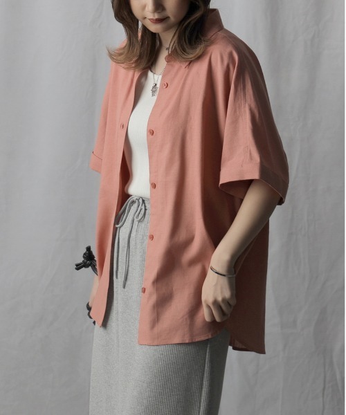 Right-on(ライトオン)の「【HONEYSUCKLE ROSE】リネン混半袖シャツ(シャツ/ブラウス・レディース・ブラック/オレンジ/ベージュ・M/L)」の3枚目の写真