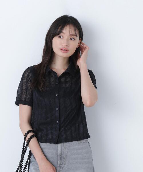 NATURAL BEAUTY BASIC（ナチュラルビューティーベーシック）の「◇クロップドレースシャツ（シャツ/ブラウス・レディース・ブラック/オフホワイト・SMALL/MEDIUM）」の22枚目の写真