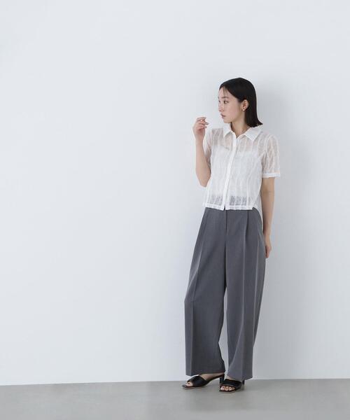 NATURAL BEAUTY BASIC（ナチュラルビューティーベーシック）の「◇クロップドレースシャツ（シャツ/ブラウス・レディース・ブラック/オフホワイト・SMALL/MEDIUM）」の15枚目の写真