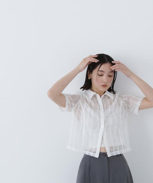NATURAL BEAUTY BASIC（ナチュラルビューティーベーシック）の「◇クロップドレースシャツ（シャツ/ブラウス・レディース・ブラック/オフホワイト・SMALL/MEDIUM）」の12枚目の写真