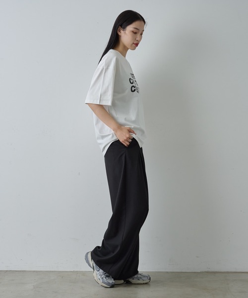 COLONY 2139(コロニートゥーワンスリーナイン)の「箔プリントロゴTシャツ(Tシャツ/カットソー・メンズ・ホワイト/ブラック・MEDIUM/LARGE)」の22枚目の写真