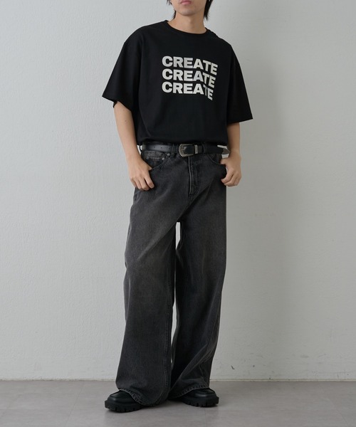 COLONY 2139(コロニートゥーワンスリーナイン)の「箔プリントロゴTシャツ(Tシャツ/カットソー・メンズ・ホワイト/ブラック・MEDIUM/LARGE)」の3枚目の写真