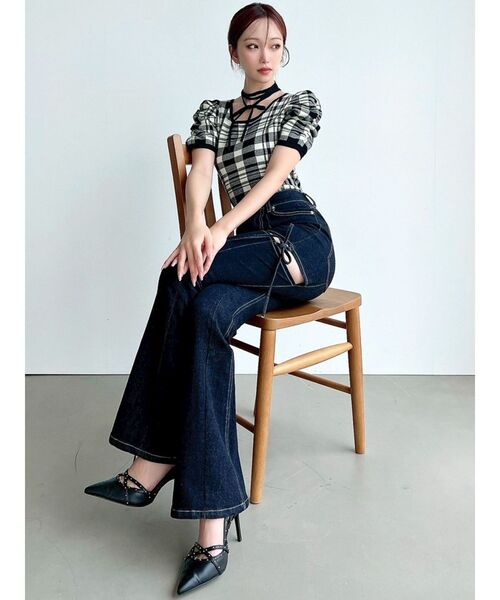 RESEXXY（リゼクシー）の「チョーカーデザインニットトップス（ニット/セーター・レディース・ブラック/ベージュ/その他1/レッド・FREE）」の7枚目の写真