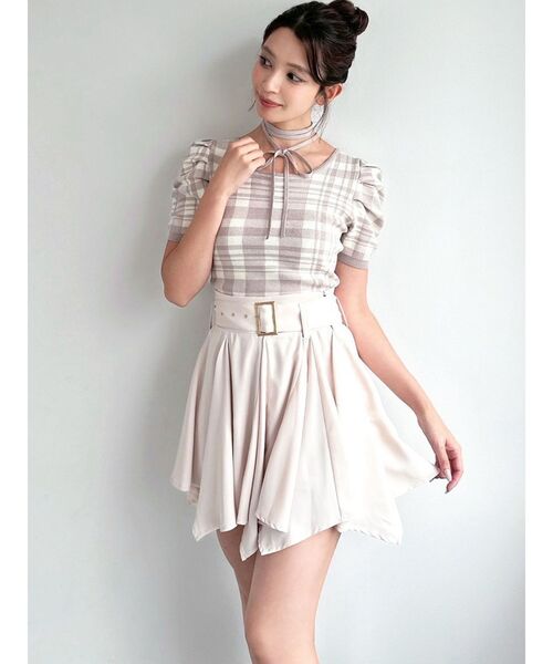 RESEXXY（リゼクシー）の「チョーカーデザインニットトップス（ニット/セーター・レディース・ブラック/ベージュ/その他1/レッド・FREE）」の17枚目の写真