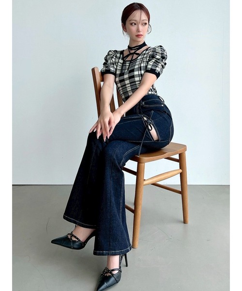 RESEXXY（リゼクシー）の「チョーカーデザインニットトップス（ニット/セーター・レディース・ブラック/ベージュ/その他1/レッド・FREE）」の6枚目の写真