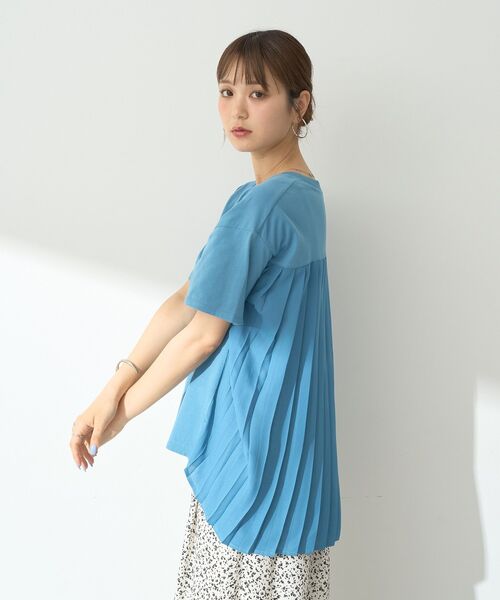 earth music&ecology(アースミュージックアンドエコロジー)の「バックプリーツドッキングチュニック(チュニック・レディース・ブルー/アイボリー/ブラック・FREE)」の7枚目の写真
