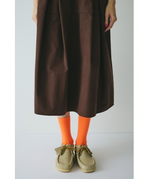 HeRIN.CYE（ヘリンドットサイ）の「Switching cocoon skirt　　スイッチングコクーンスカート（スカート・レディース・ブラック/ブラウン/ライム・FREE）」の13枚目の写真