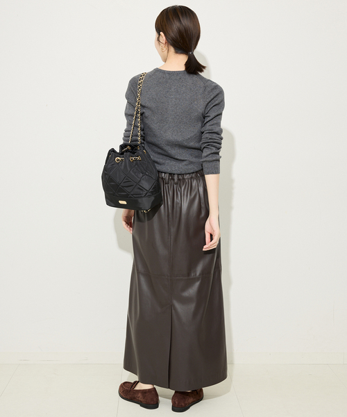 SLOBE IENA（スローブイエナ）の「《WEB限定/追加》スイビハイゲージヘンリープルオーバー（ニット/セーター・レディース・チャコールグレー/ブラック/ホワイト・FREE）」の16枚目の写真