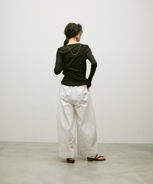 Lutim by u（ルチバイユー）の「Basic barrel pants / ベーシックバレルパンツ（その他パンツ・レディース・ホワイト/ブラック・MEDIUM/LARGE/SMALL）」の20枚目の写真