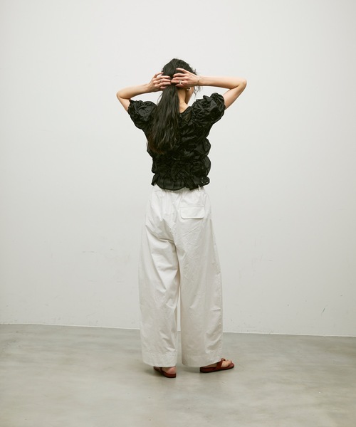 Lutim by u（ルチバイユー）の「Basic barrel pants / ベーシックバレルパンツ（その他パンツ・レディース・ホワイト/ブラック・MEDIUM/LARGE/SMALL）」の5枚目の写真