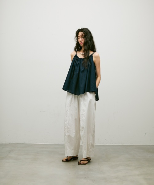 Lutim by u（ルチバイユー）の「Basic barrel pants / ベーシックバレルパンツ（その他パンツ・レディース・ホワイト/ブラック・MEDIUM/LARGE/SMALL）」の16枚目の写真