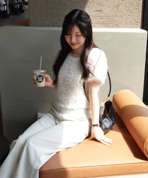 feather tulle knit T-shirt（フェザーチュールニットTシャツ