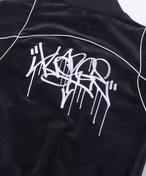 XLARGE（エクストララージ）の「TAGGING VELOUR JACKET（ブルゾン・メンズ・ブラック/ブルー/ブラウン・S/M/L/XL）」の21枚目の写真