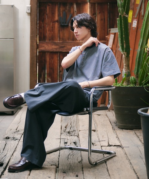 Adoon plain(アドーンプレーン)の「ASSORTED HENRY NECK DRAWCORD T-SHIRT / アソートヘンリーネックドローコードT (無地・ボーダー)(Tシャツ/カットソー・メンズ・チャコールグレー/ネイビー/ブラック/その他・MEDIUM/LARGE)」の17枚目の写真