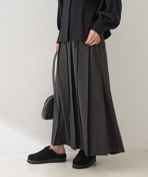 MOHI(モヒ)の「【MOHI/モヒ】ファーサボシューズサンダル(サンダル・レディース・ブラック/ベージュ・36/37/38/39)」の19枚目の写真