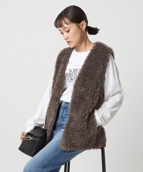 green label relaxing（グリーンレーベルリラクシング）の「ボア ベスト（ベスト・レディース・モカ/ダークグレー/オフホワイト・FREE）」の13枚目の写真