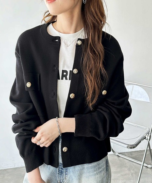 GeeRA(ジーラ)の「ロングシーズン使える!金ボタン長袖ニットカーディガン(カーディガン/ボレロ・レディース・レッド/杢グレー/ブラック・MEDIUM/LARGE/X-LARGE)」の7枚目の写真