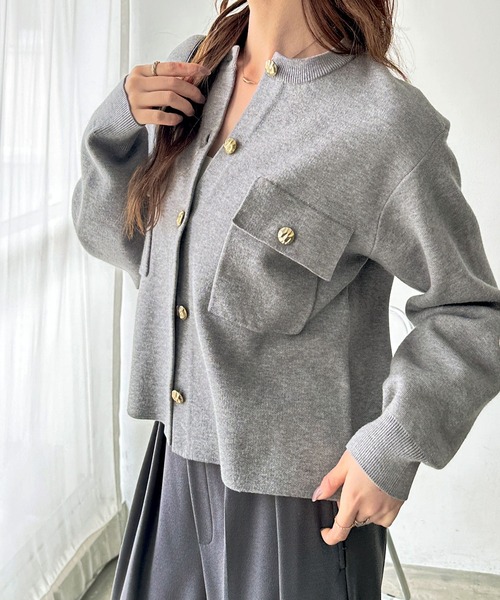 GeeRA(ジーラ)の「ロングシーズン使える!金ボタン長袖ニットカーディガン(カーディガン/ボレロ・レディース・レッド/杢グレー/ブラック・MEDIUM/LARGE/X-LARGE)」の15枚目の写真