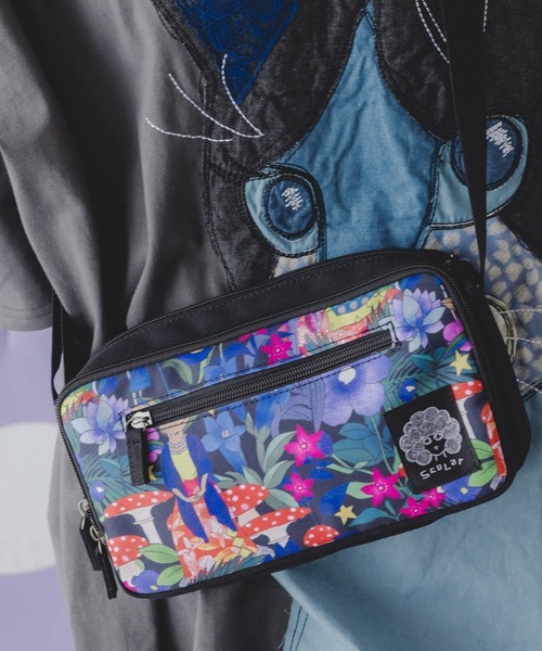 ScoLar（スカラー）の「652439：花柄キノコ2層式ミニショルダー（ショルダーバッグ・レディース・オフホワイト/ブルー/ブラック/レッド・FREE）」の19枚目の写真